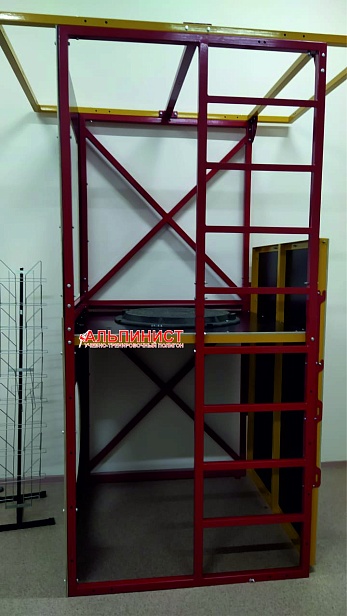  г. Саратов. ГАУ ДПО СО «МФУЦ» приобрел учебный полигон "Альпинист 02" для обучения будущих специалистов